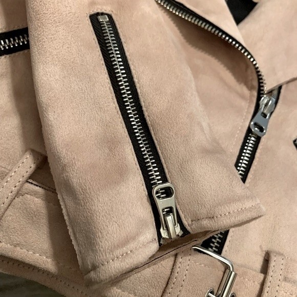 Saks Fifth Avenue Faux Pink Suede Moto Jacket. Size Small. EXCELLENT CONDITION! - Picture 7 of 7